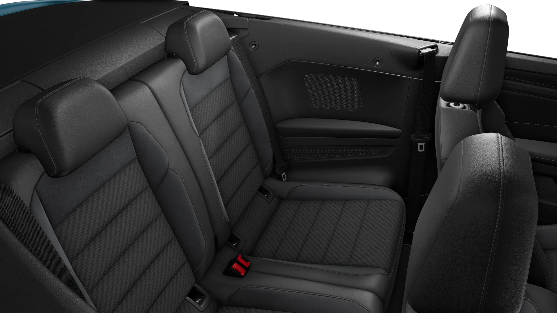 Zu sehen ist der Fondbereich des VW T-Roc Cabrio R-Line.